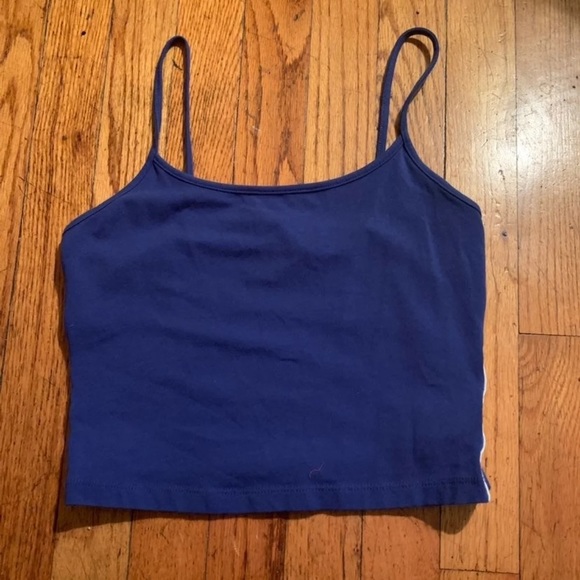 Forever 21 Tops - 💕Cute Royal Blue Cropped Top
